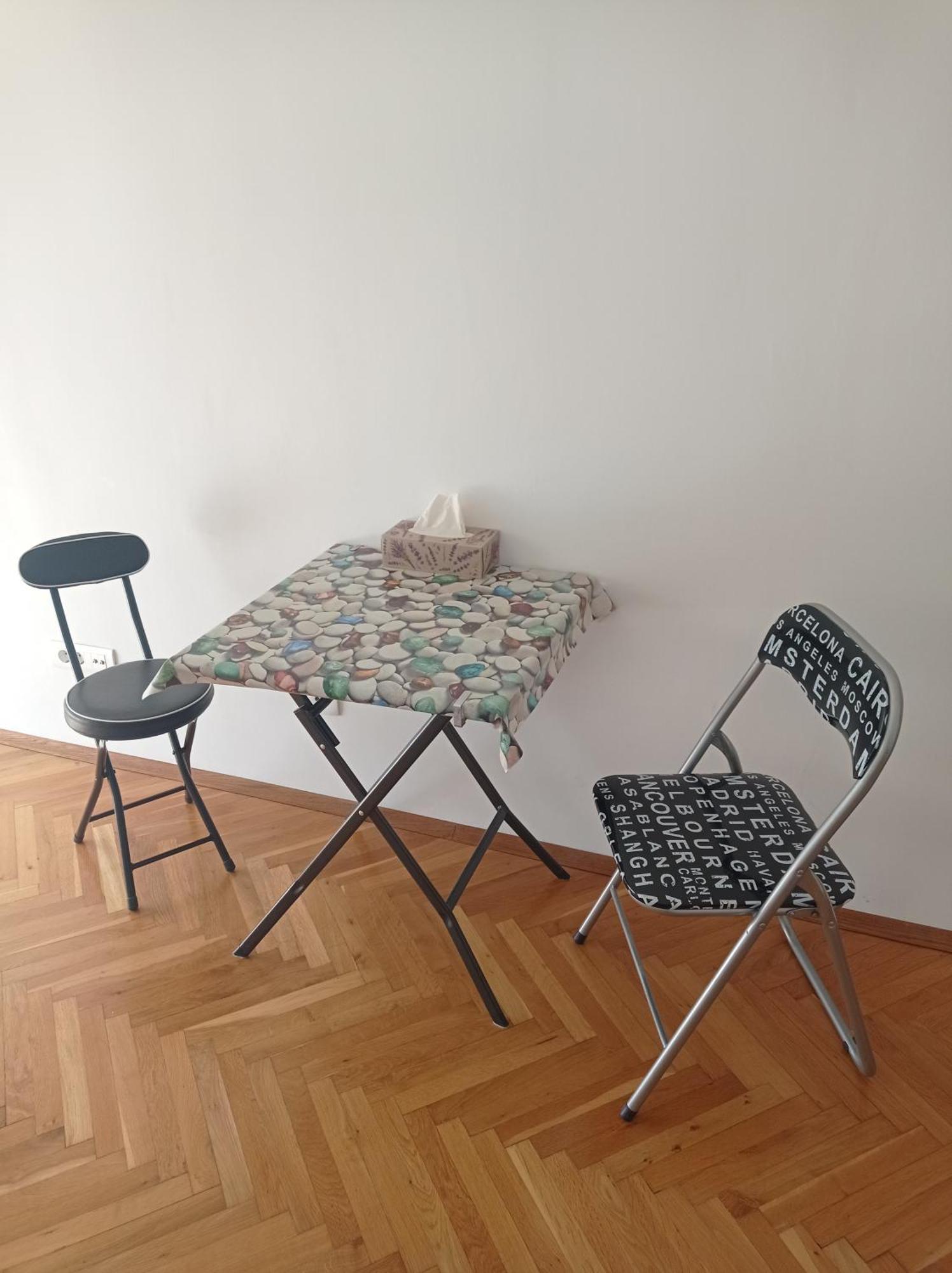 Privatunterkunft Pretty Big Double Bed With Balcony Split